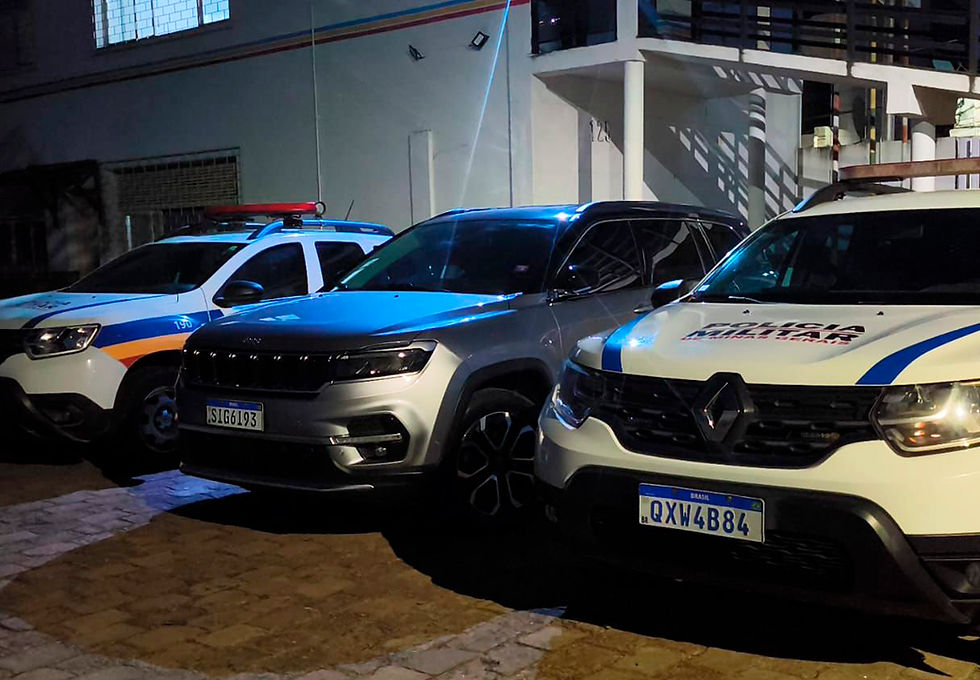 Nesta operação cinco homens foram presos e dois carros apreendidos!