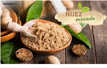 Miniatura: Nuez moscada en polvo