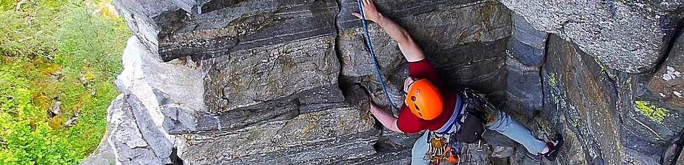 Rock Climbing Huntleys Cave