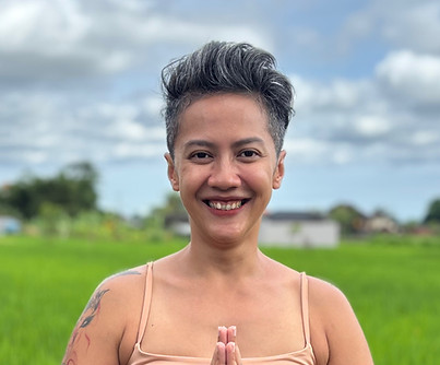 Ardani RYT-500 Indonesian yoga teacher leading vinyasa and ashtanga teacher training in Bali