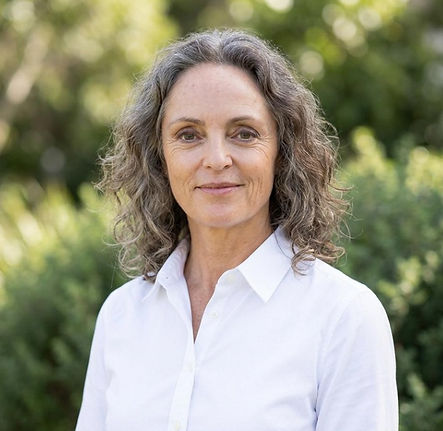 Carolyn Tate Headshot_edited.jpg
