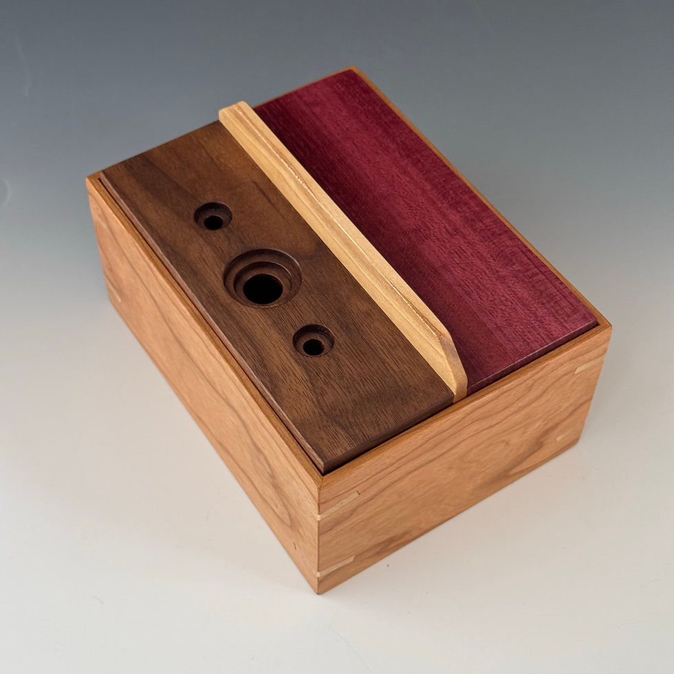 Thumbnail: Wooden Gift Box