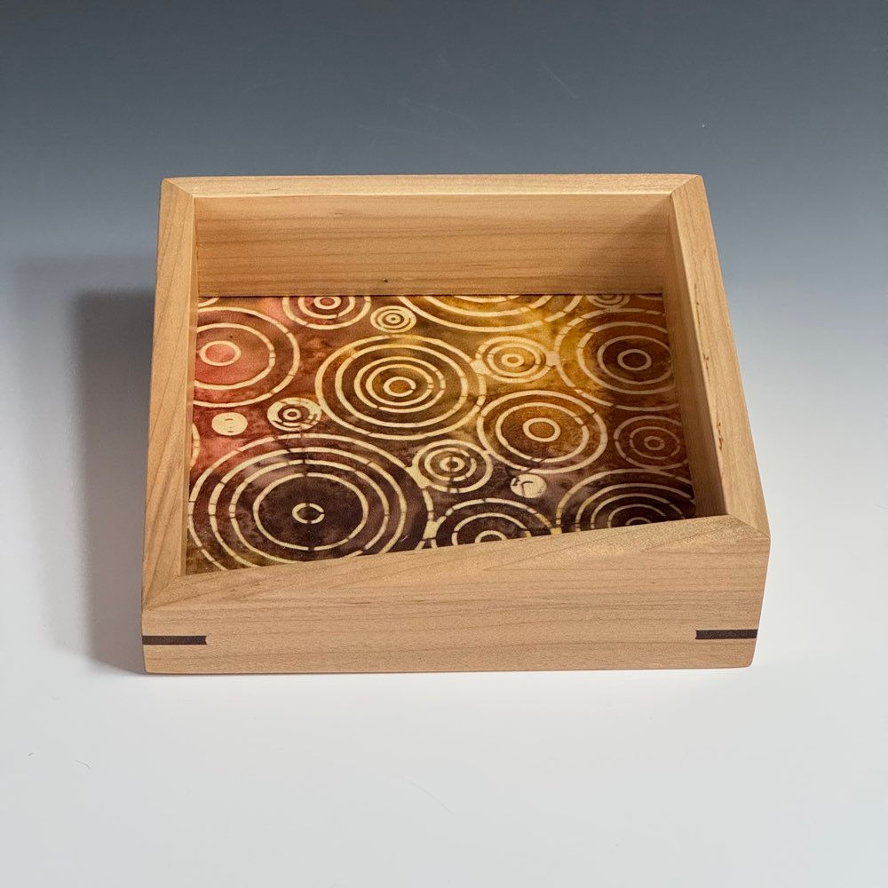 Topsy Turvy Tray 6”