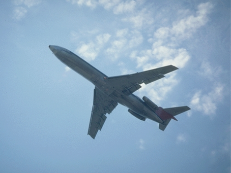 un avion en vol