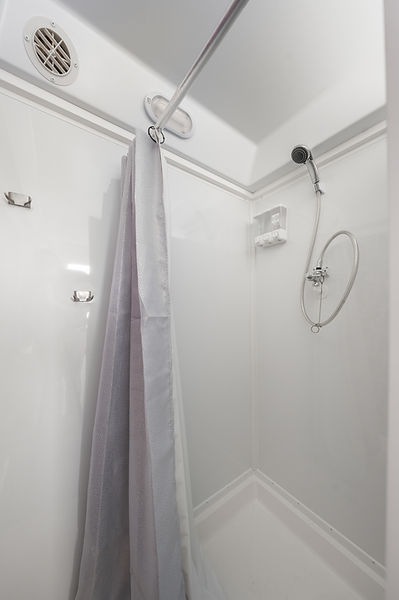 YurtsExterior10.jpg