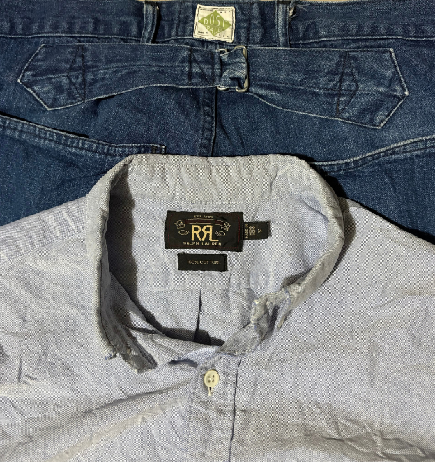 秋の初めの長袖シャツとデニムボトムのコーディネート。RRL Post Overall Rusell Moccasin