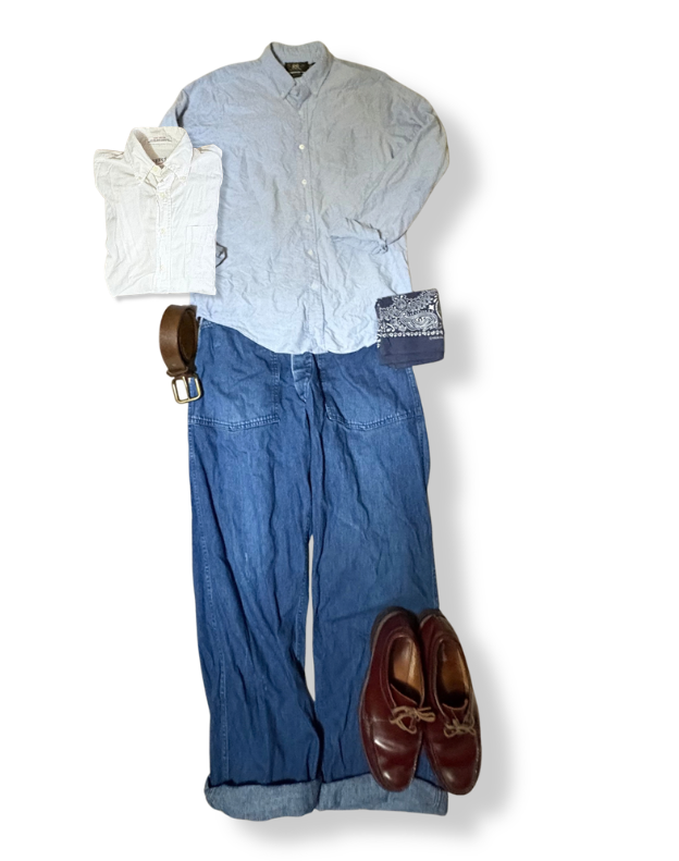 秋の初めの長袖シャツとデニムボトムのコーディネート。RRL Post Overall Rusell Moccasin