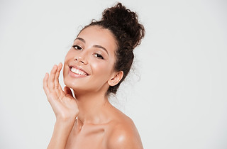 retrato-belleza-mujer-bonita-sonriente_1