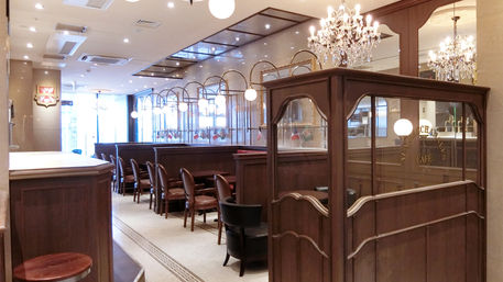 AUX BACCHANALES 自由が丘 ﾐｭｰｽﾞｽｸｴｱ店