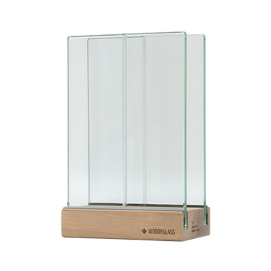 WOODYGLASS Skleněné příčky vsazené do dřevěného profilu z masivu – dub s olejovou ochrannou v barvě Scandic Oil | WOODYGLASS