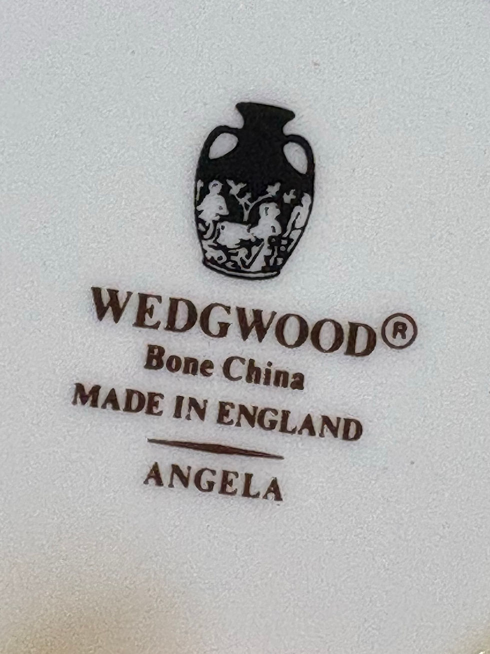 Imej kecil: Wedgwood “Angela” Trinket Dish with Lid 