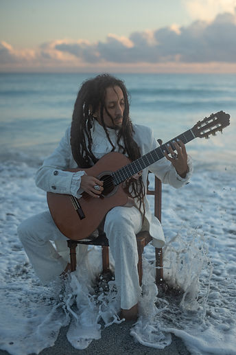 Genie Sunrise with guitar feburary 2022-18.jpeg