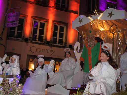 Épinal - Saint-Nicolas illumine la cité des images avec un cortège grandiose et festif