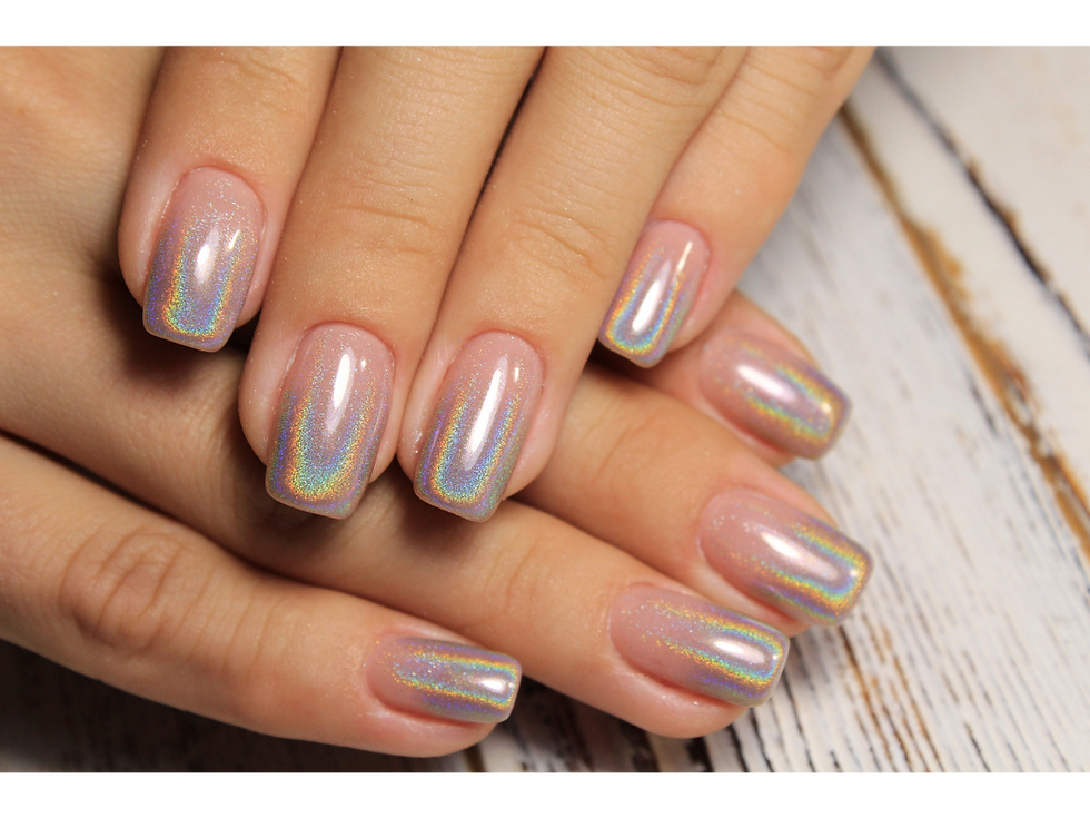 Hallographic Ombre Nails