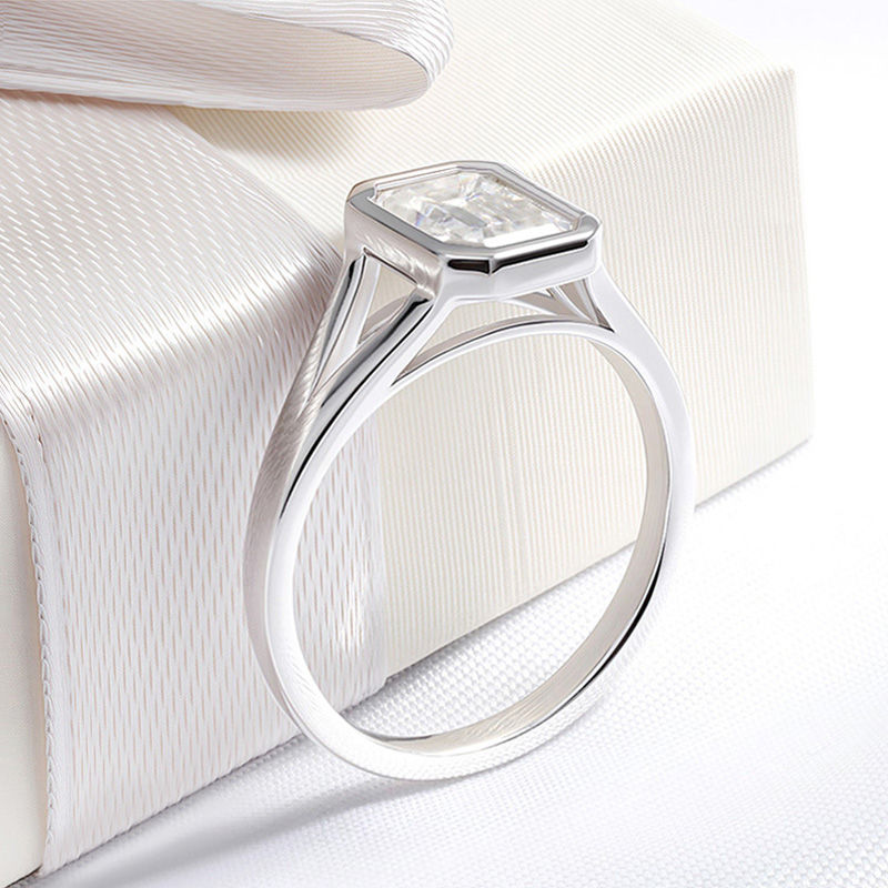 Smyoue 1CT 2CT Emerald Cut Moissanite Wedding Ring for Women Solitaire Lab Diamo