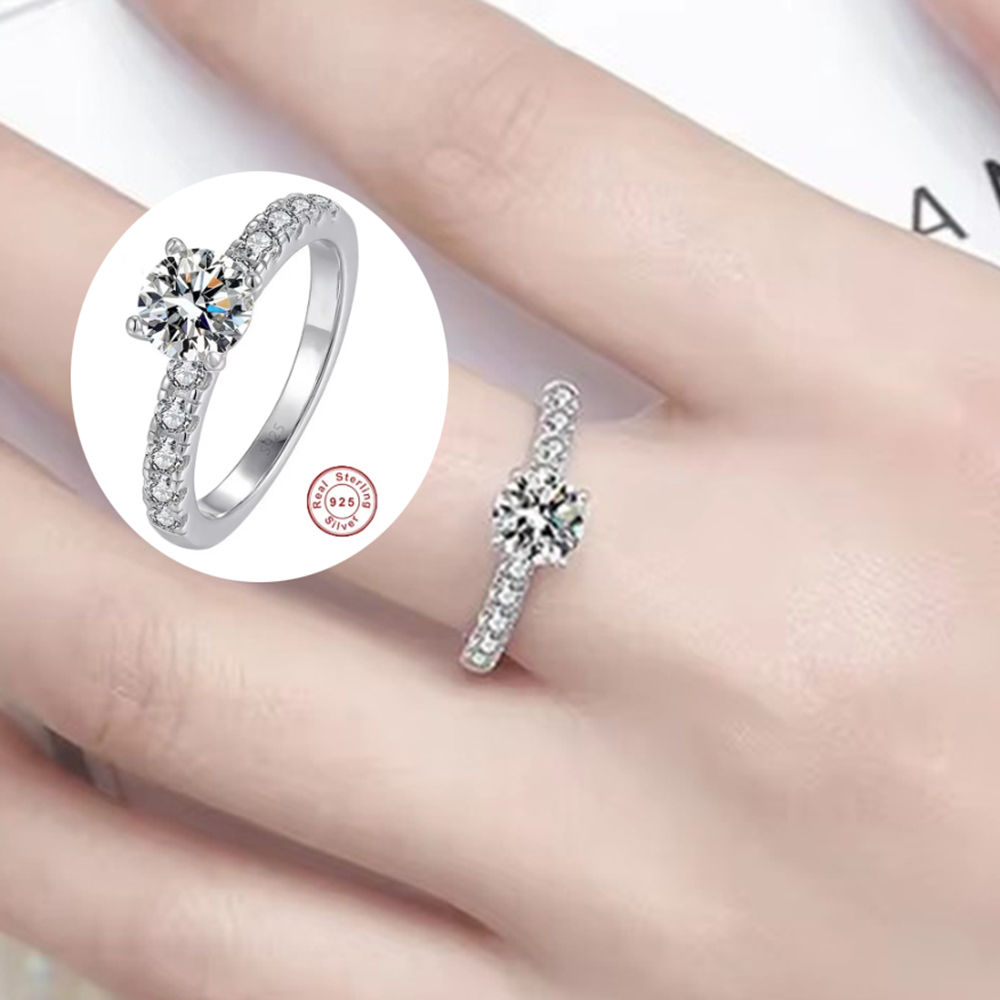 Cbtb Exquisite D Colur 1-3 Carat Moissanite Four Claw Ring for Women Wedding Ete