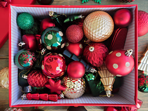 6 Smart Tips for Storing Holiday Decorations