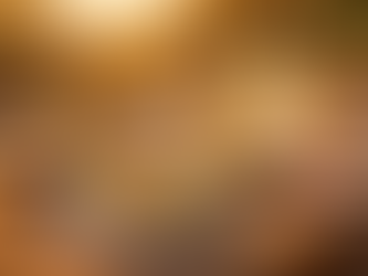 nyári vacsora teraszon könnyű ételekkel salátával tésztával és grillezett zöldségekkel naplementében