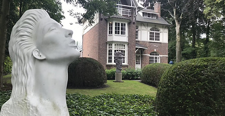 UIt_Villa_edited.jpg