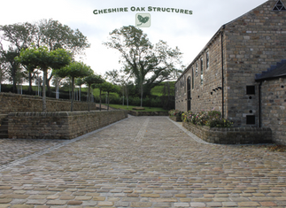 Oak structure 8 bays site in Yorkshire