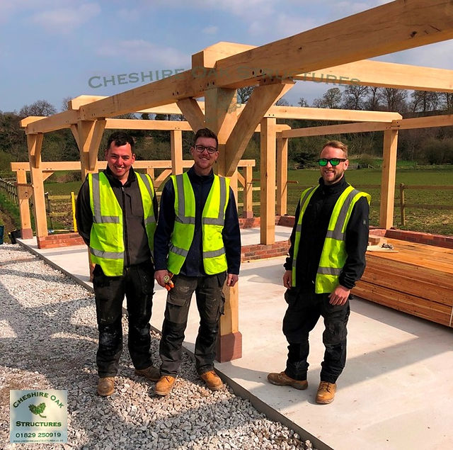 Oak frame installation by craftsmen