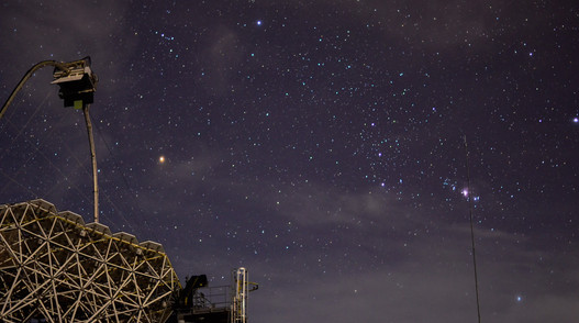 Telescopio MAGIC y Orión