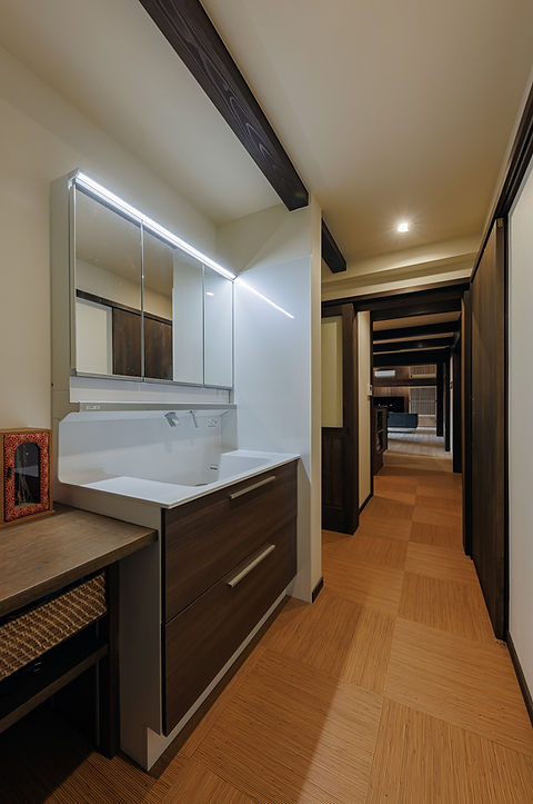 TSUGU DESIGN | 御坊の古民家|リノベーション|洗面コーナー