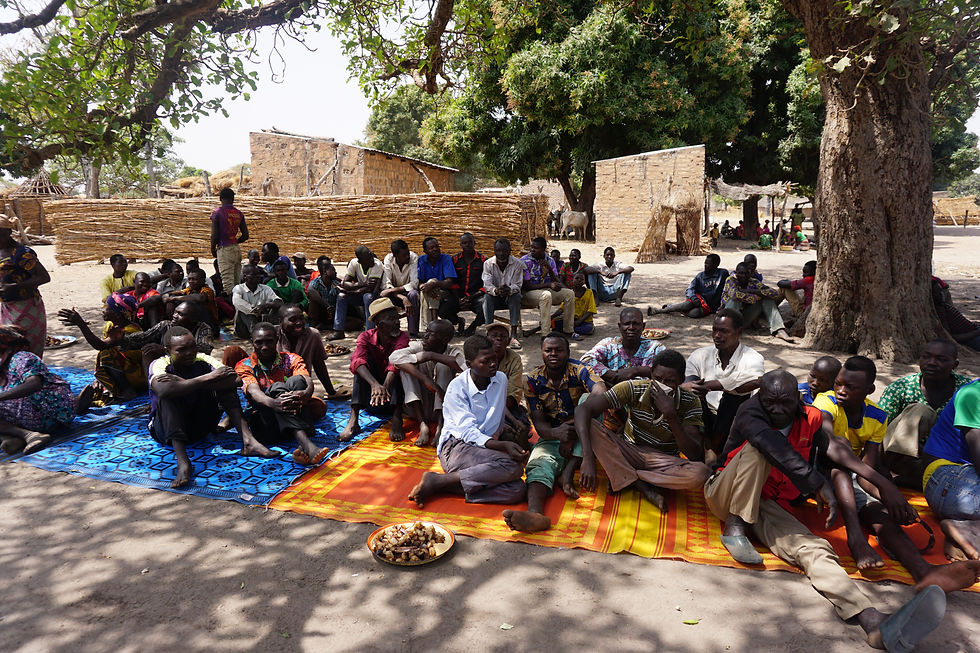 IlsAttendentQue tous le mondeSoitServiPo