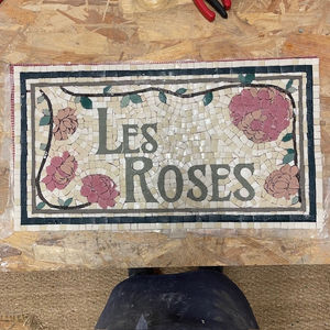 Plaque maison en mosaïque, Mélanie Chanel