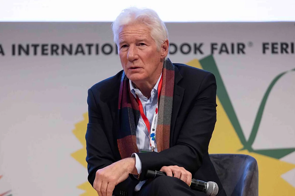 Richard Gere destacó las habilidades diplomáticas de Sheinbaum y su equipo para negociar con el gobierno de Estados Unidos.