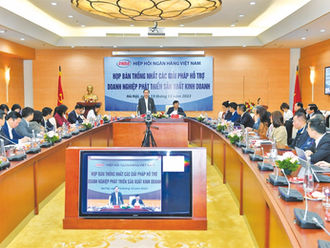 Hiệp hội ngân hàng: giảm lãi suất cho vay và áp dụng lãi suất tối đa 9,5%/năm.