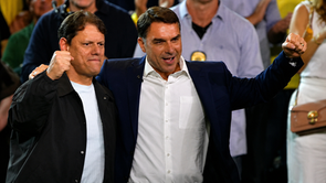 A convenção do Republicanos oficializou a candidatura de Tarcísio de Freitas à reeleição ao Governo de São Paulo e reuniu lideranças da direita nacional.