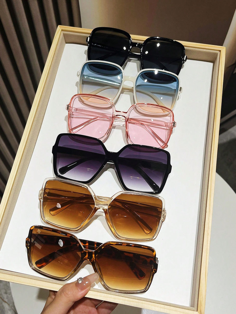 6pcs/3pcs/1pc Women's Oversized Plastic Gradient Color Fashion Sunglasses Set F