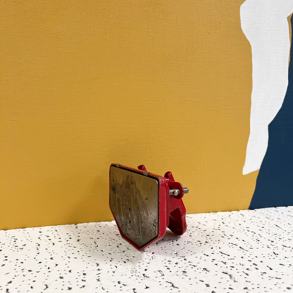 Miniature : Perforatrice rouge Soennecken années 1950