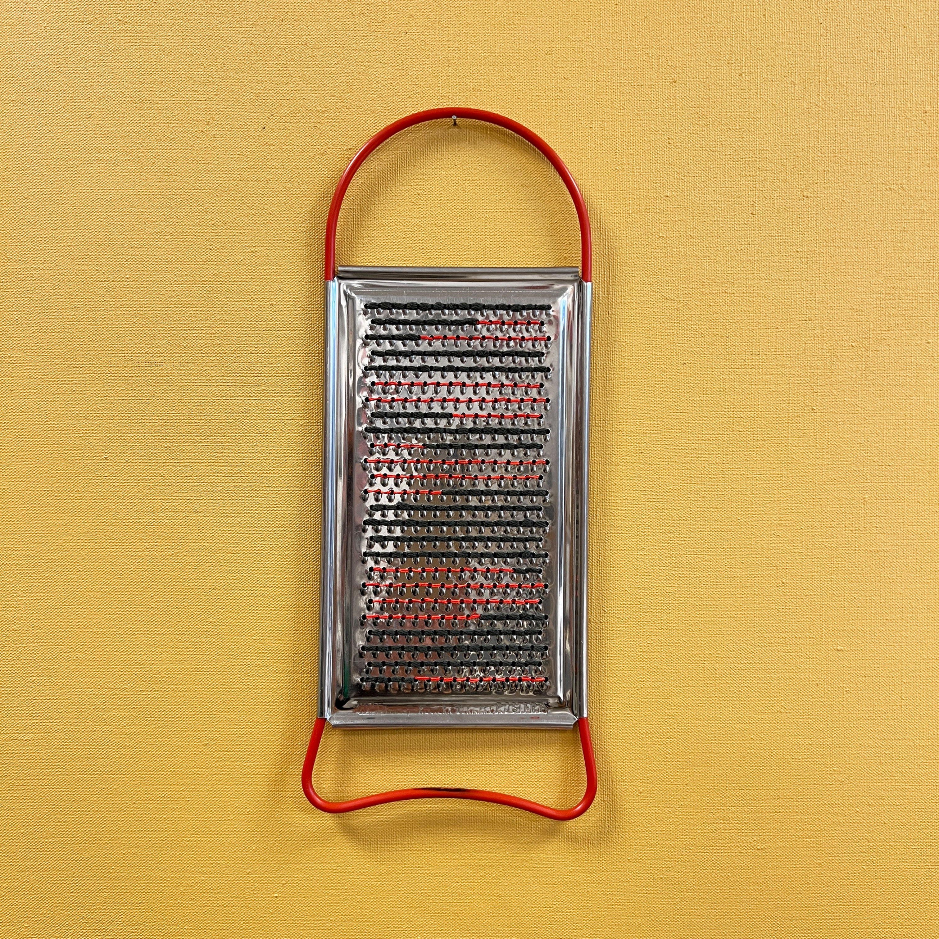 Râpe helvétique brodée n° 3