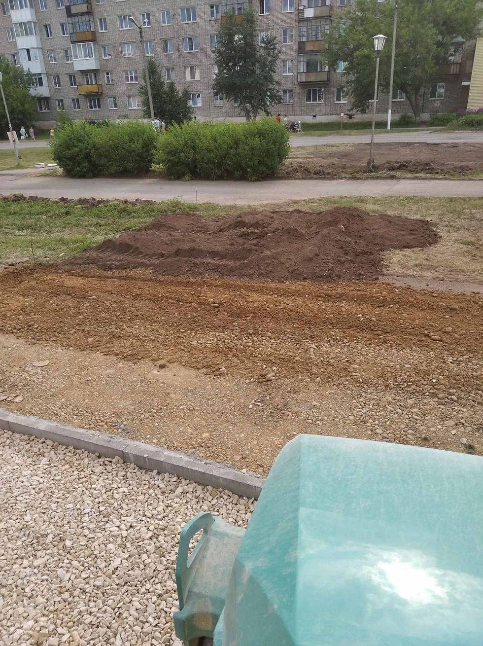 Работы по устройству основания для детской площадки, располож.по адресу:г. Чернушка ТЦ "Юбилейный"