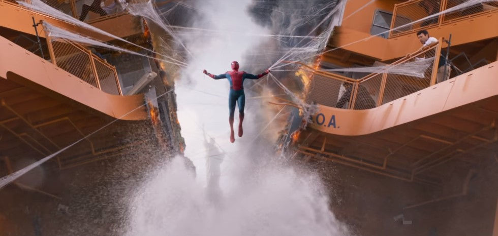 Spider-Man (Tom Holland) to the rescue in Spider-Man: Homecoming