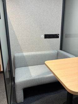 M Pod - 4 seats