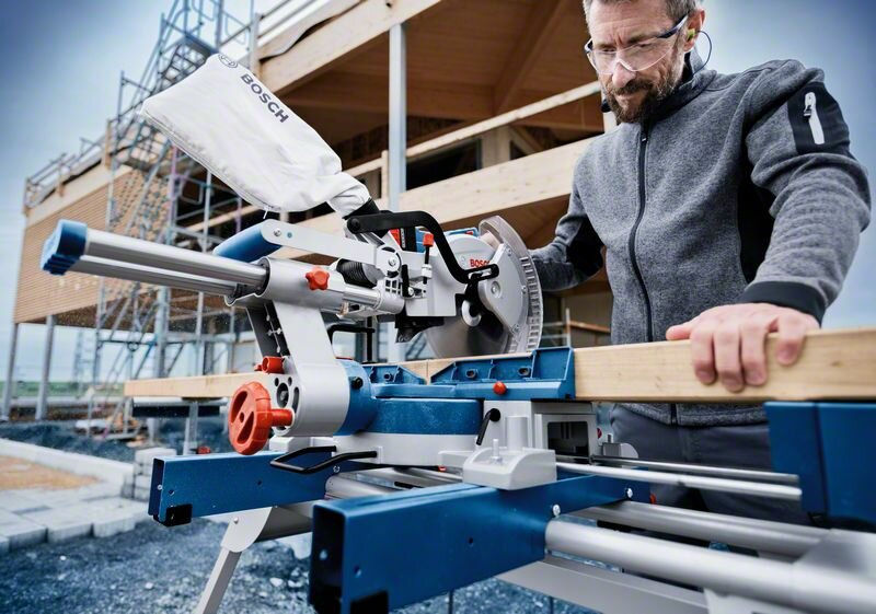 Thumbnail: GCM 18V-254 D Cordless Mitre Saw Biturbo (SOLO)