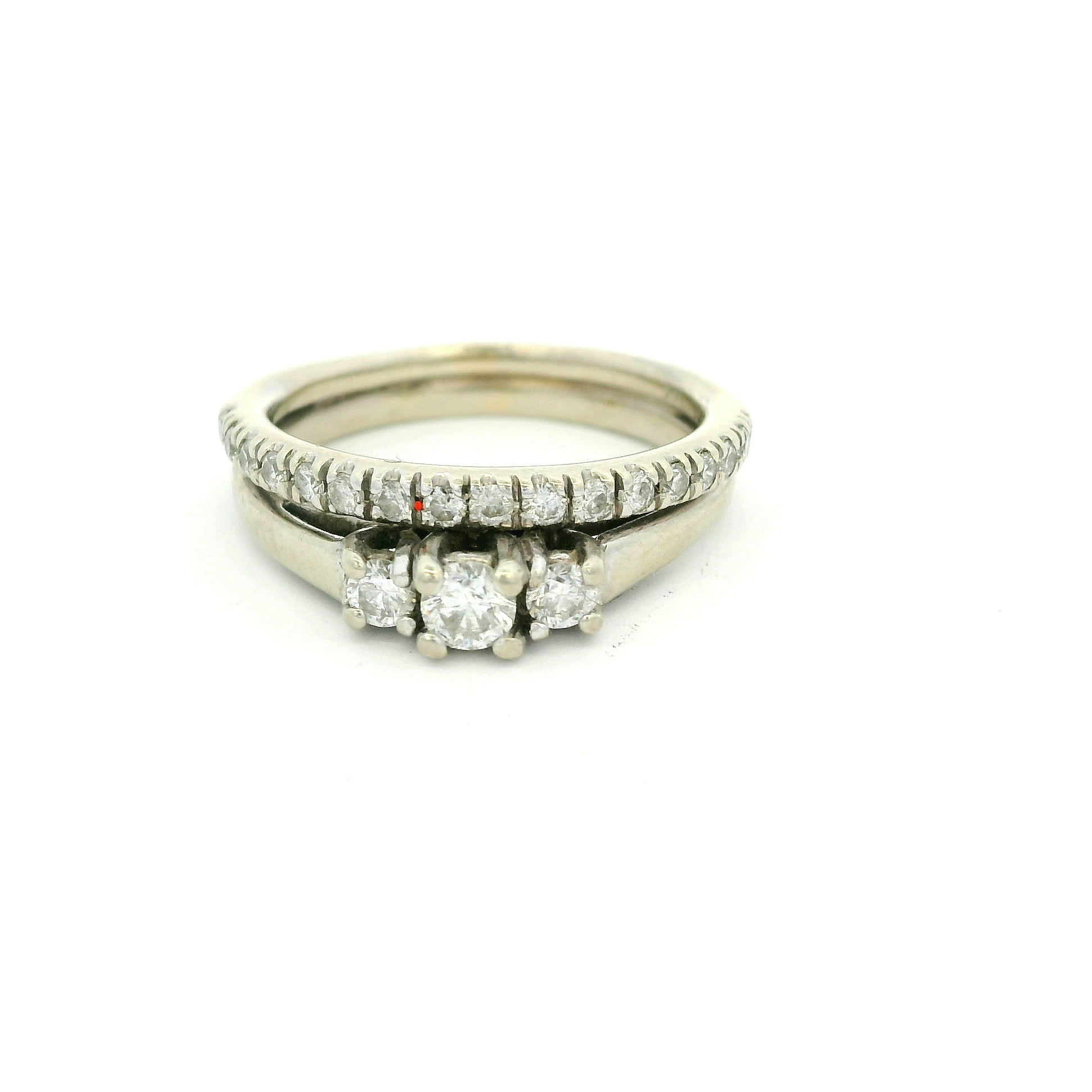 White Gold Round Brilliant Three-Stone Diamond Bridal Ring Set