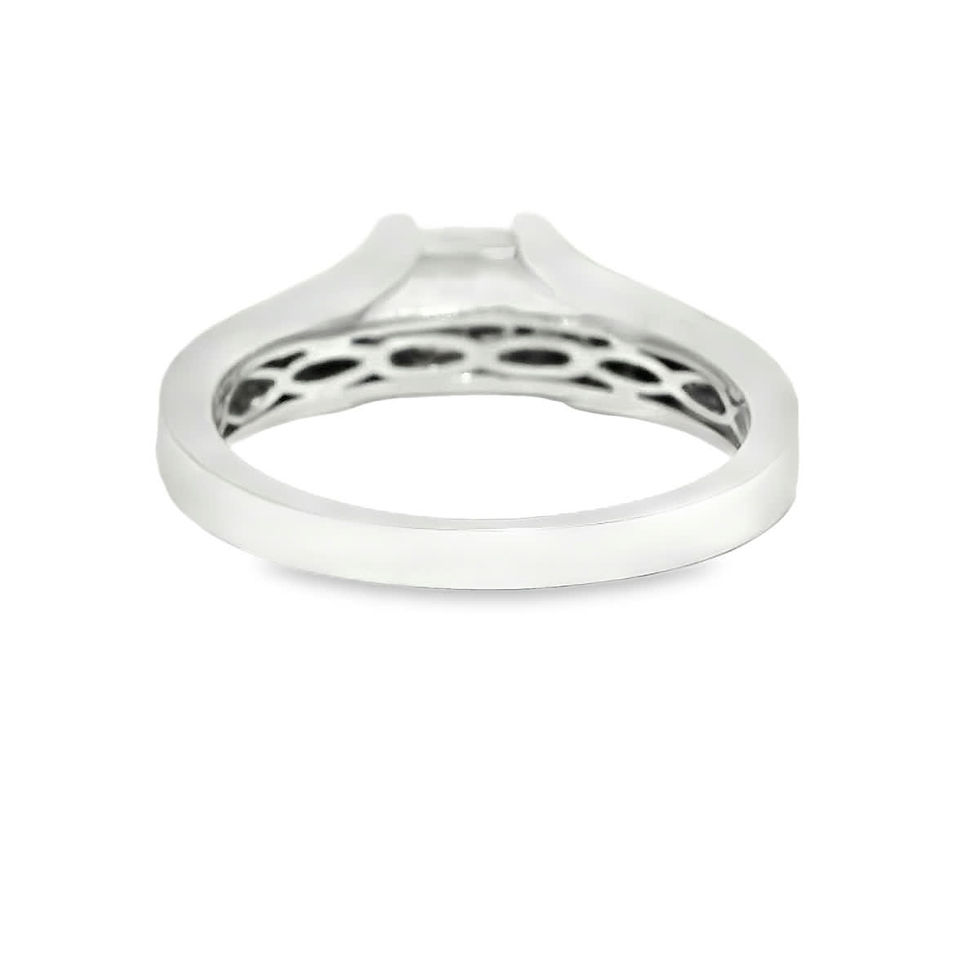 Thumbnail: Princess-Cut Diamond Quad Cluster Ring in White Gold