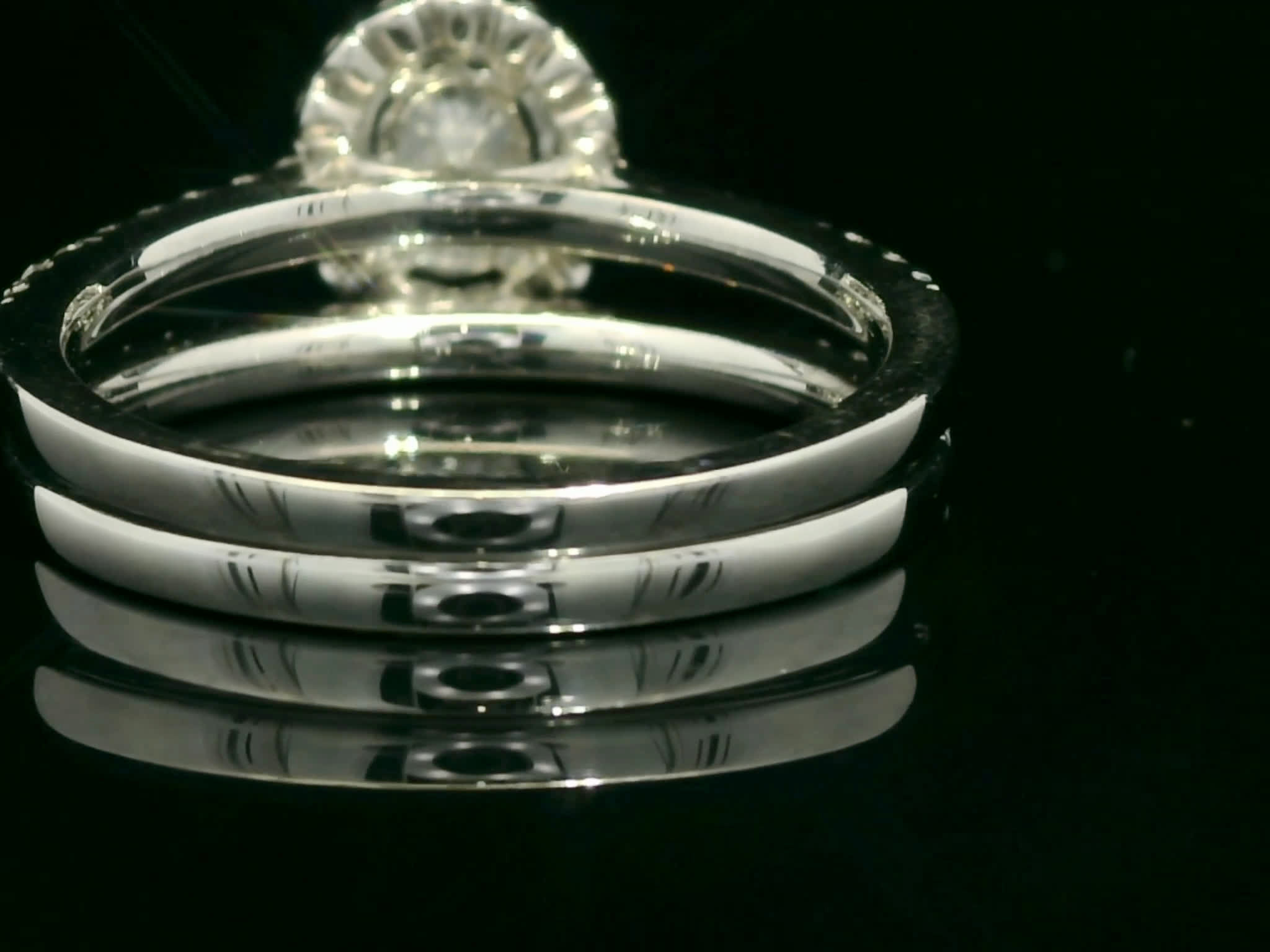 Oval Brilliant Diamond Halo Split-Shank Engagement Ring in White Gold