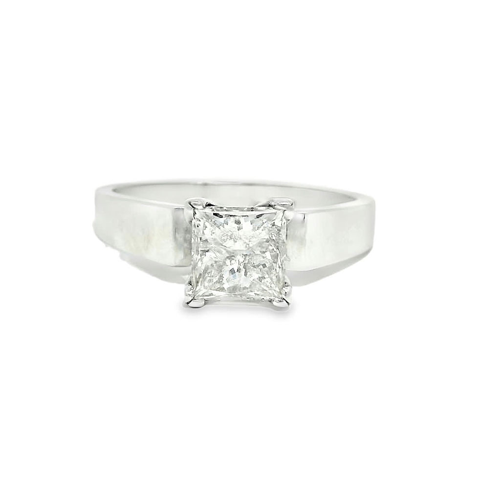 Thumbnail: Princess Cut Brilliant Diamond Solitaire Ring in White Gold