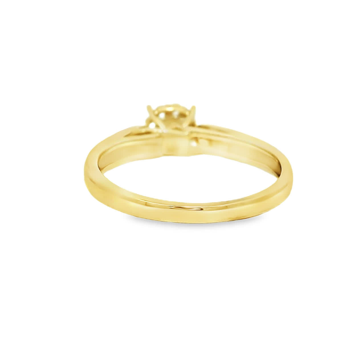 Round Brilliant Diamond Cluster Halo Engagement Ring in Yellow Gold