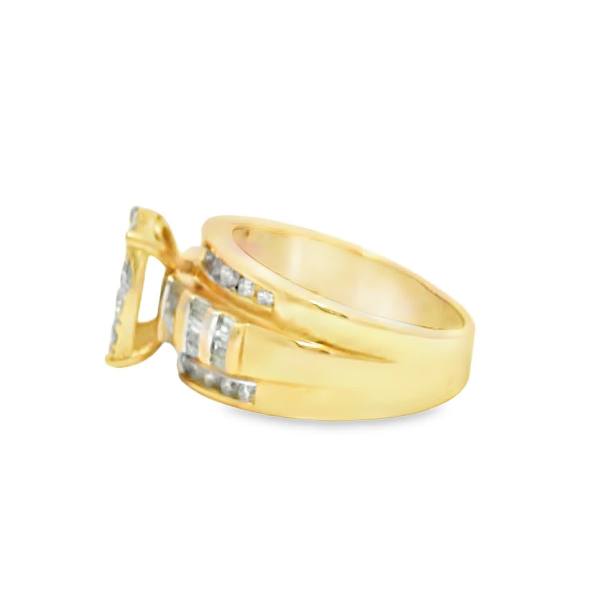 Oval Cluster Diamond Cocktail Ring in Yellow Gold with Baguette Side Stones