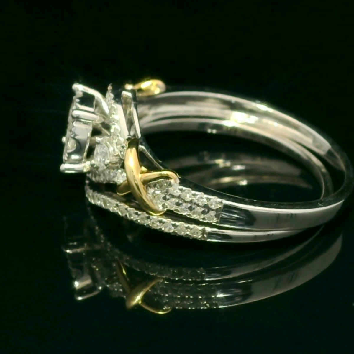 Round Brilliant Diamond Cluster Bridal Set in Two-Tone White and Yellow Gold