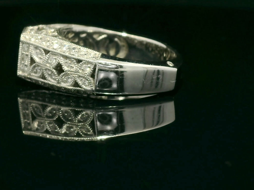 Thumbnail: Vintage-Inspired White Gold Filigree Princess Diamond Signet Ring