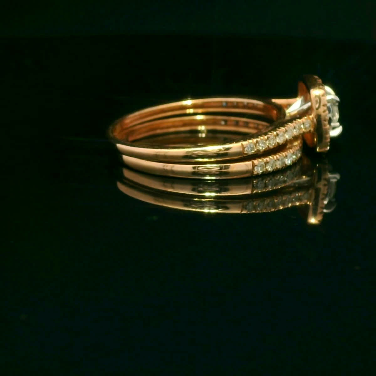 Round Brilliant Diamond Halo Split-Shank Rose Gold Ring