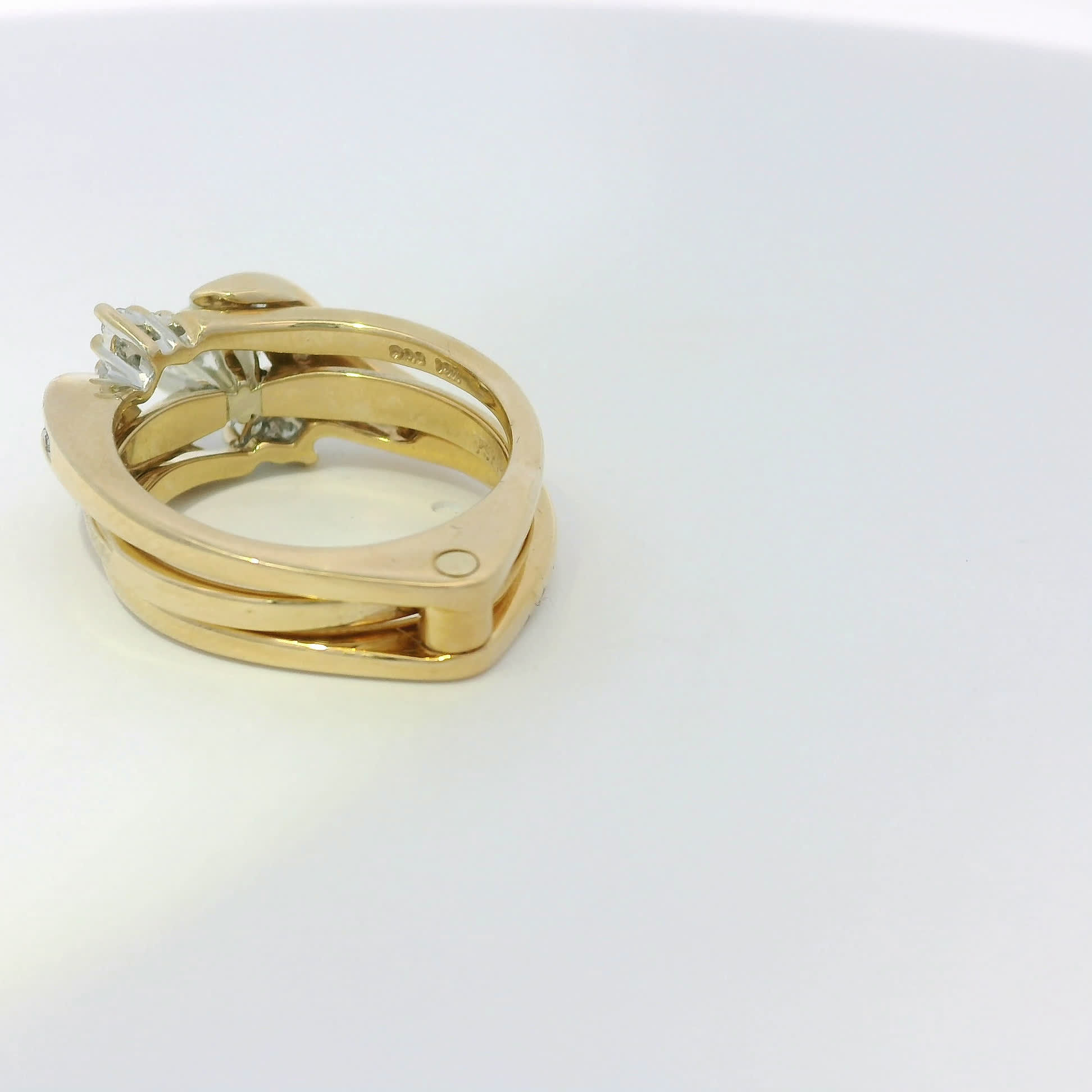 Round Brilliant Diamond Bypass Bridal Set in 14k Yellow Gold
