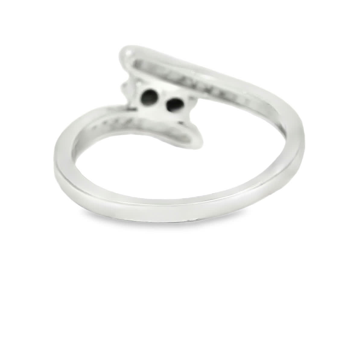 Round Brilliant Diamond Bypass Ring in White Gold